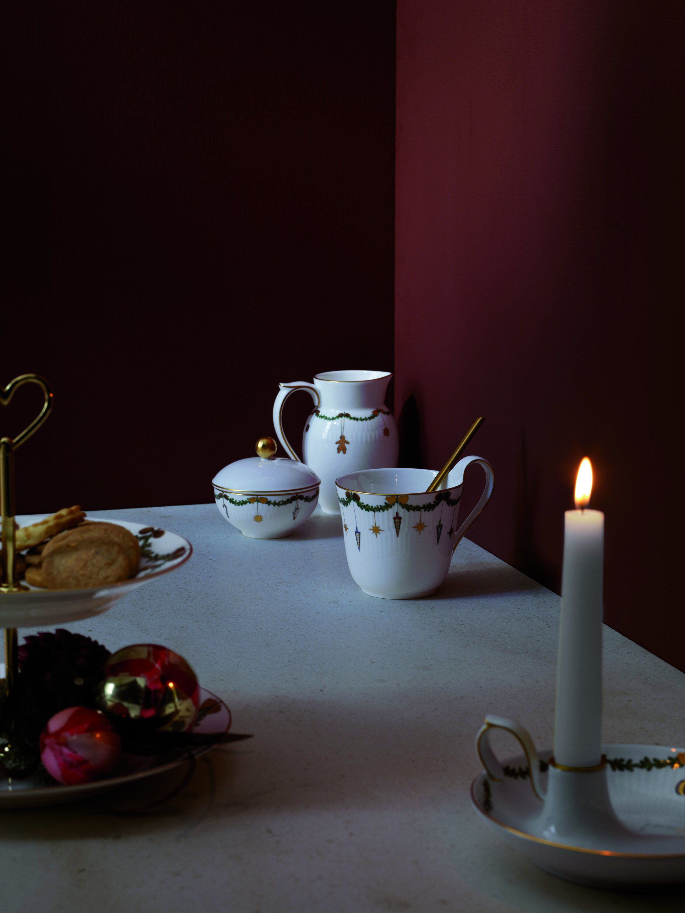 Star Fluted Christmas mj&ouml;lkkanna 39 cl