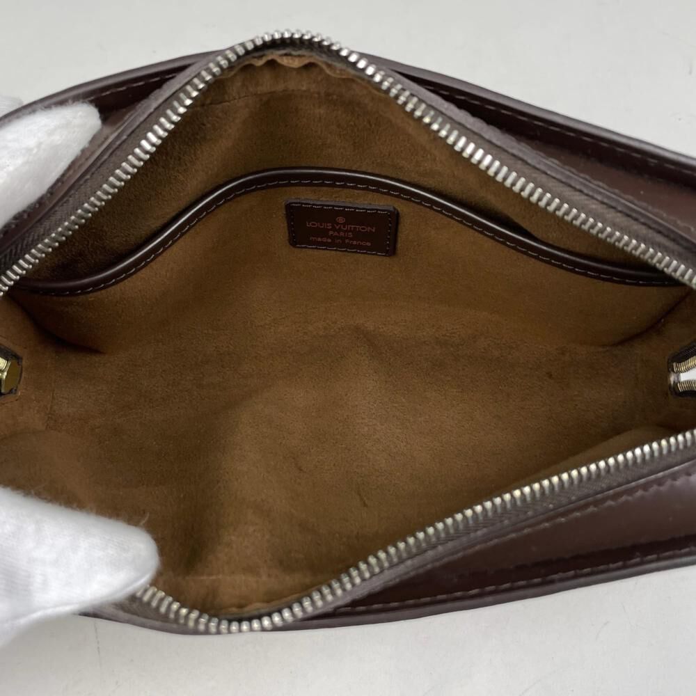 Louis Vuitton Clutch