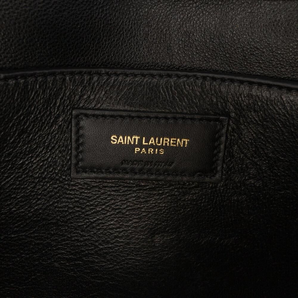 Yves Saint Laurent Shoulder Bag