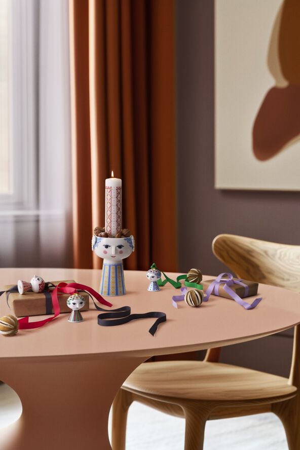 Eva Kalenderlys 2025 Ø5 cm hvid m. deko