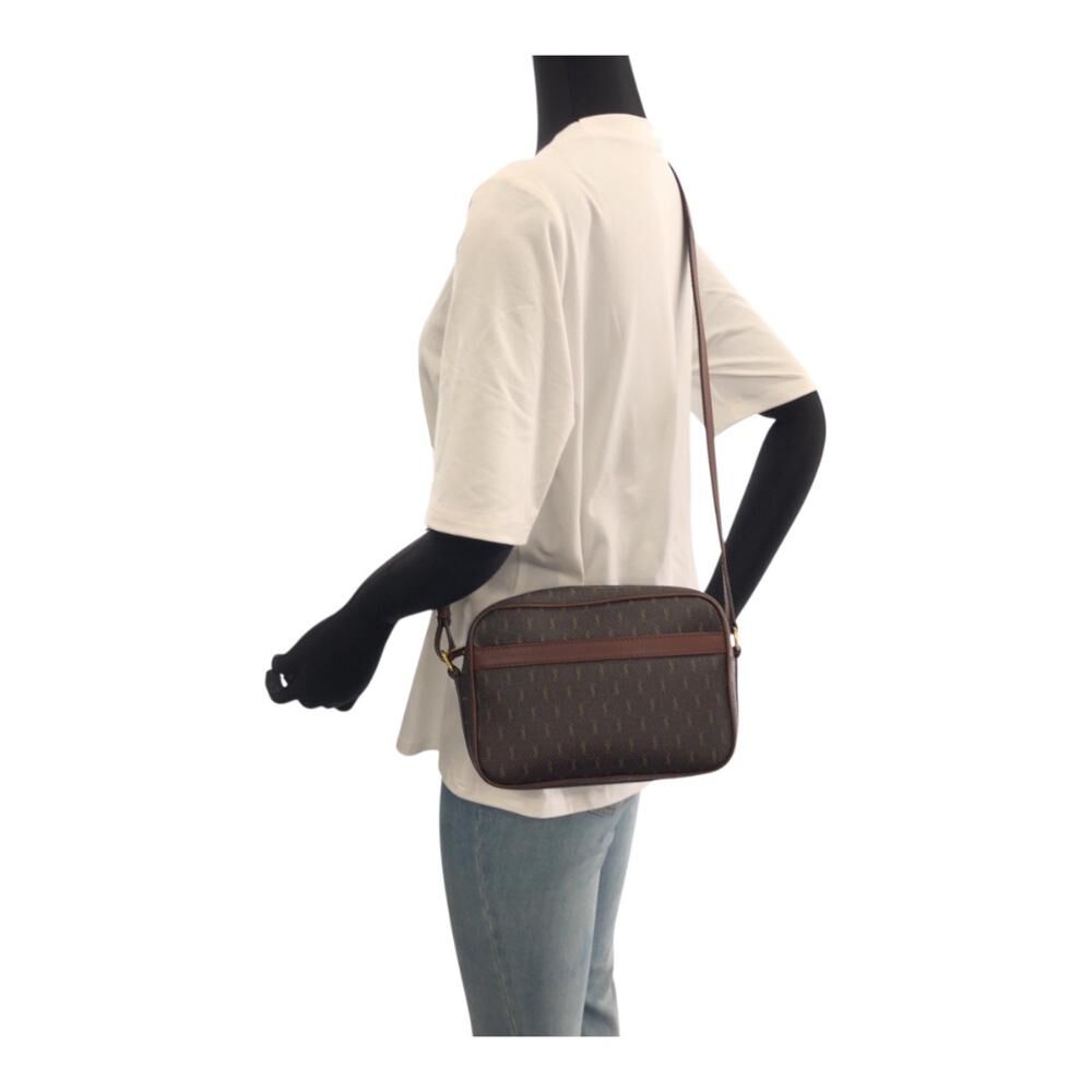 Yves Saint Laurent Shoulder Bag