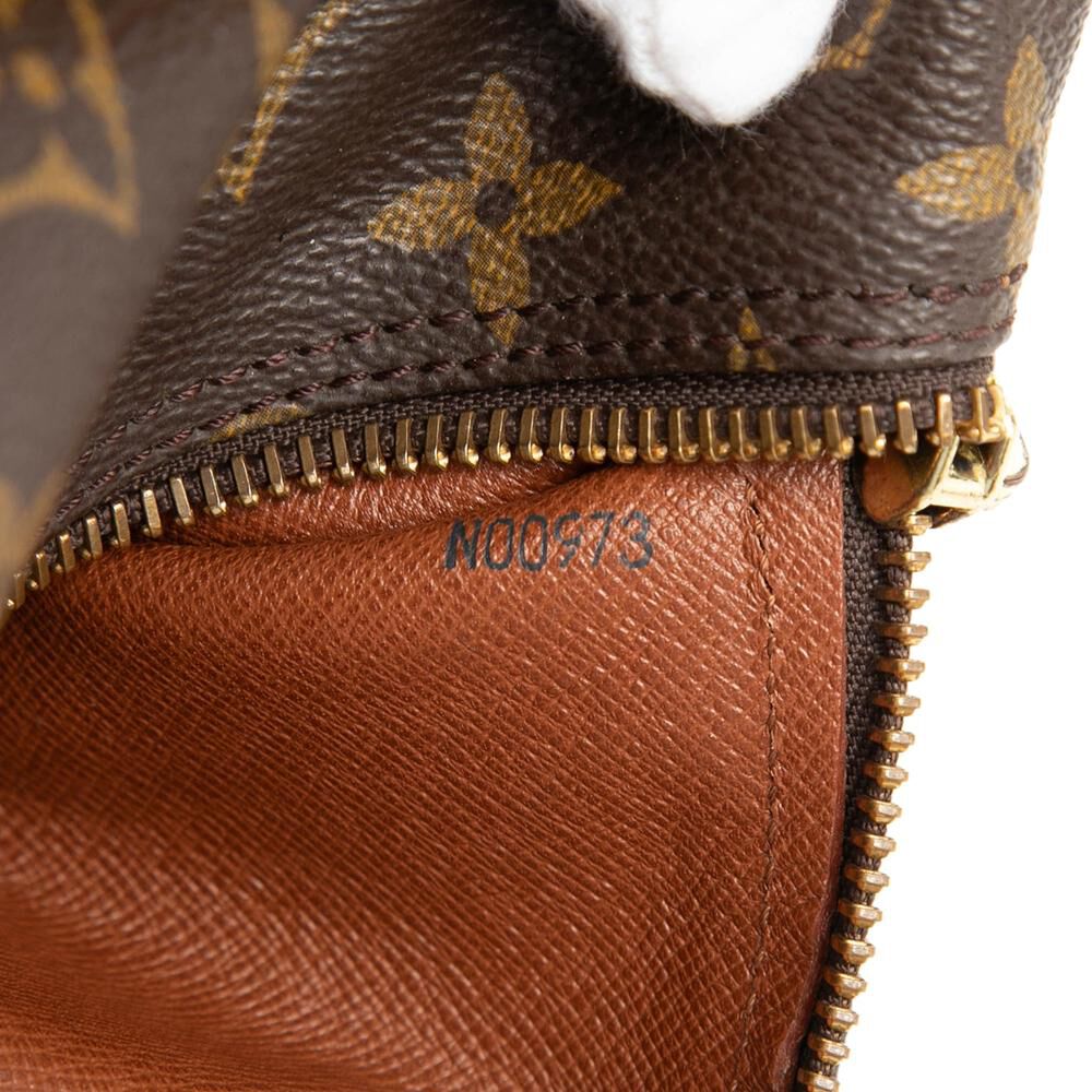 Louis Vuitton Papillon