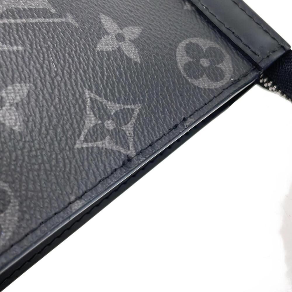 Louis Vuitton Clutch