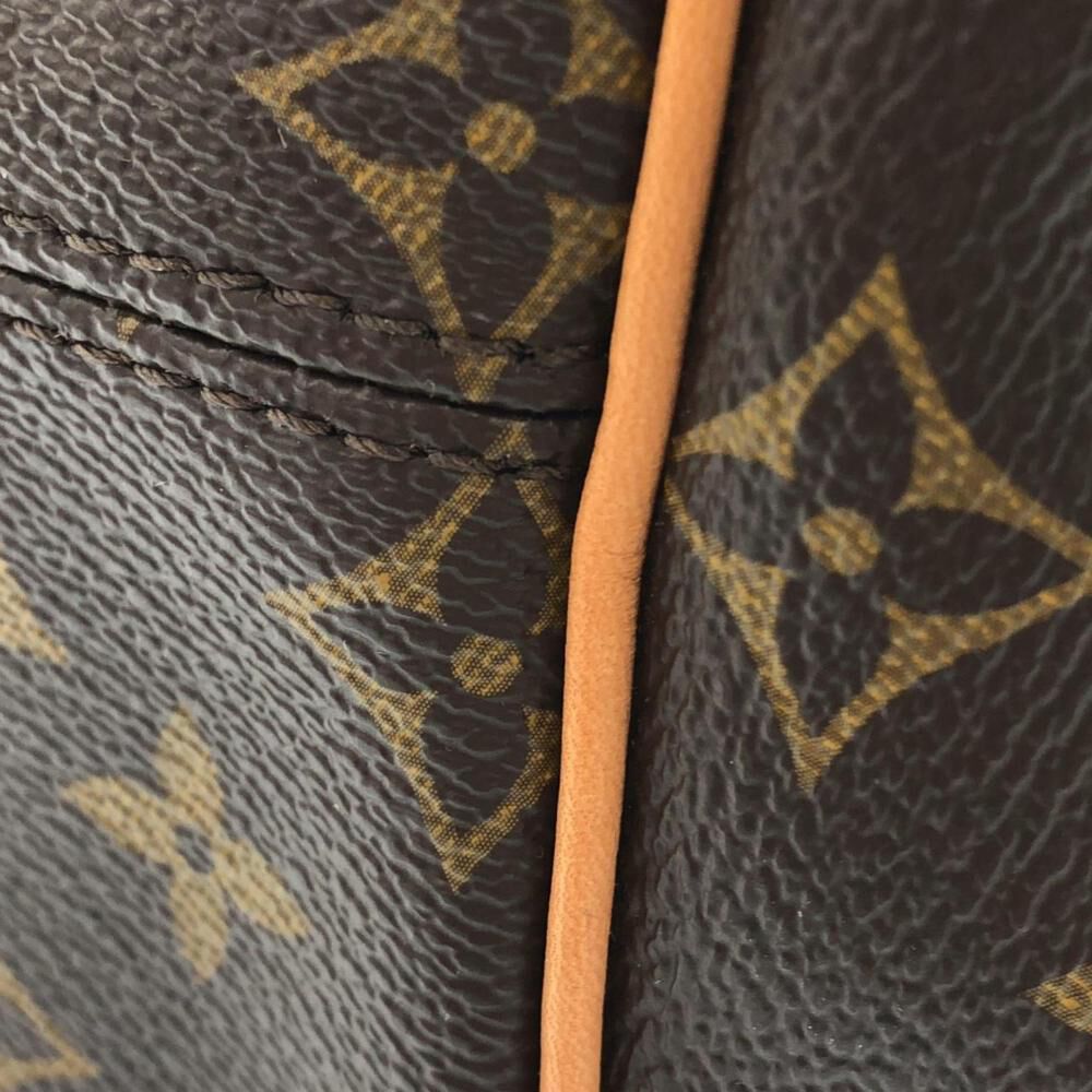 Louis Vuitton Totally