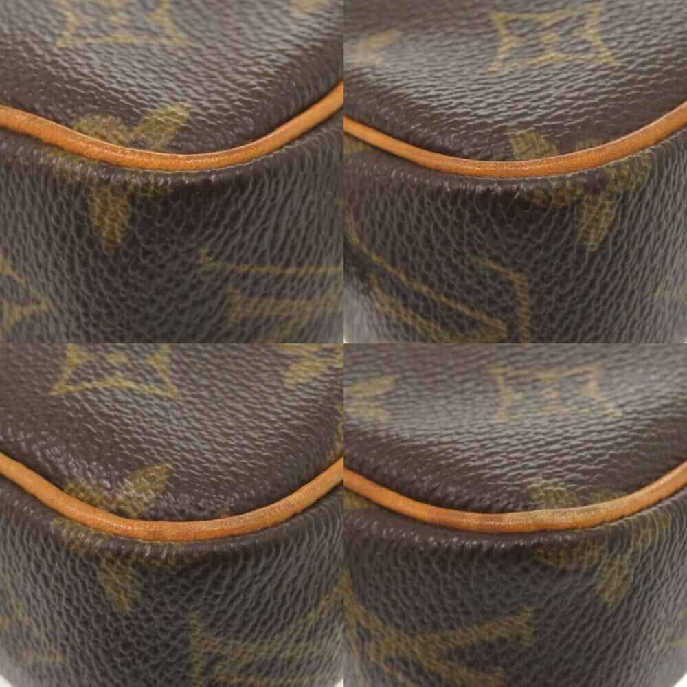 Louis Vuitton Shoulder Bags