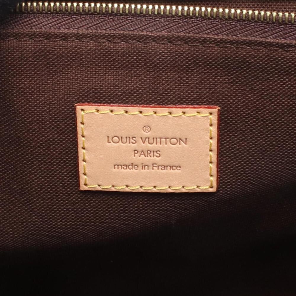 Louis Vuitton Menilmontant