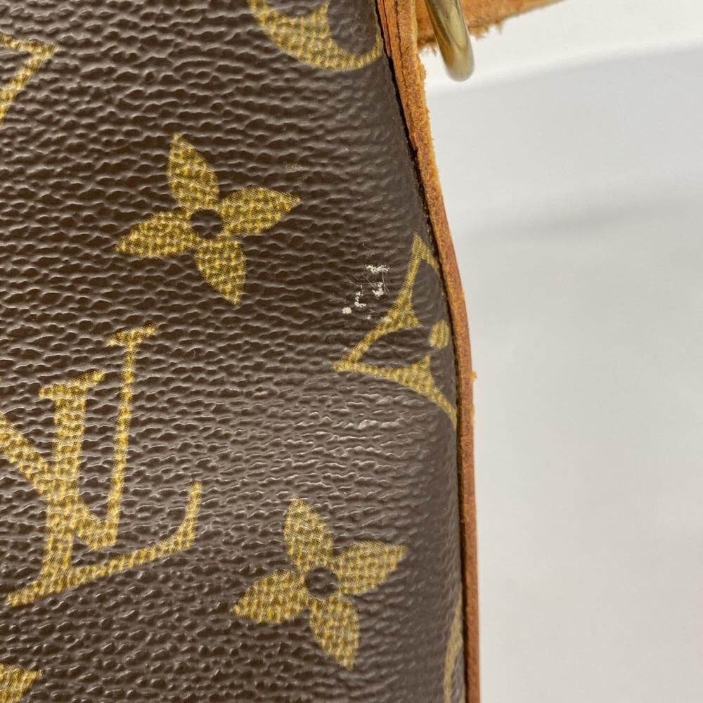 Louis Vuitton Shoulder Bags