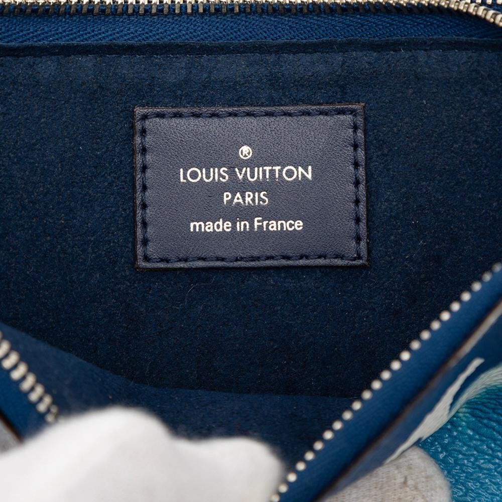 Louis Vuitton Shoulder Bags