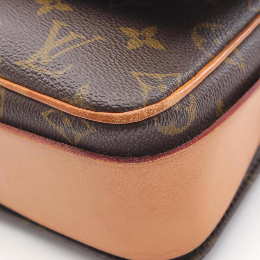 Louis Vuitton Cartouchiere