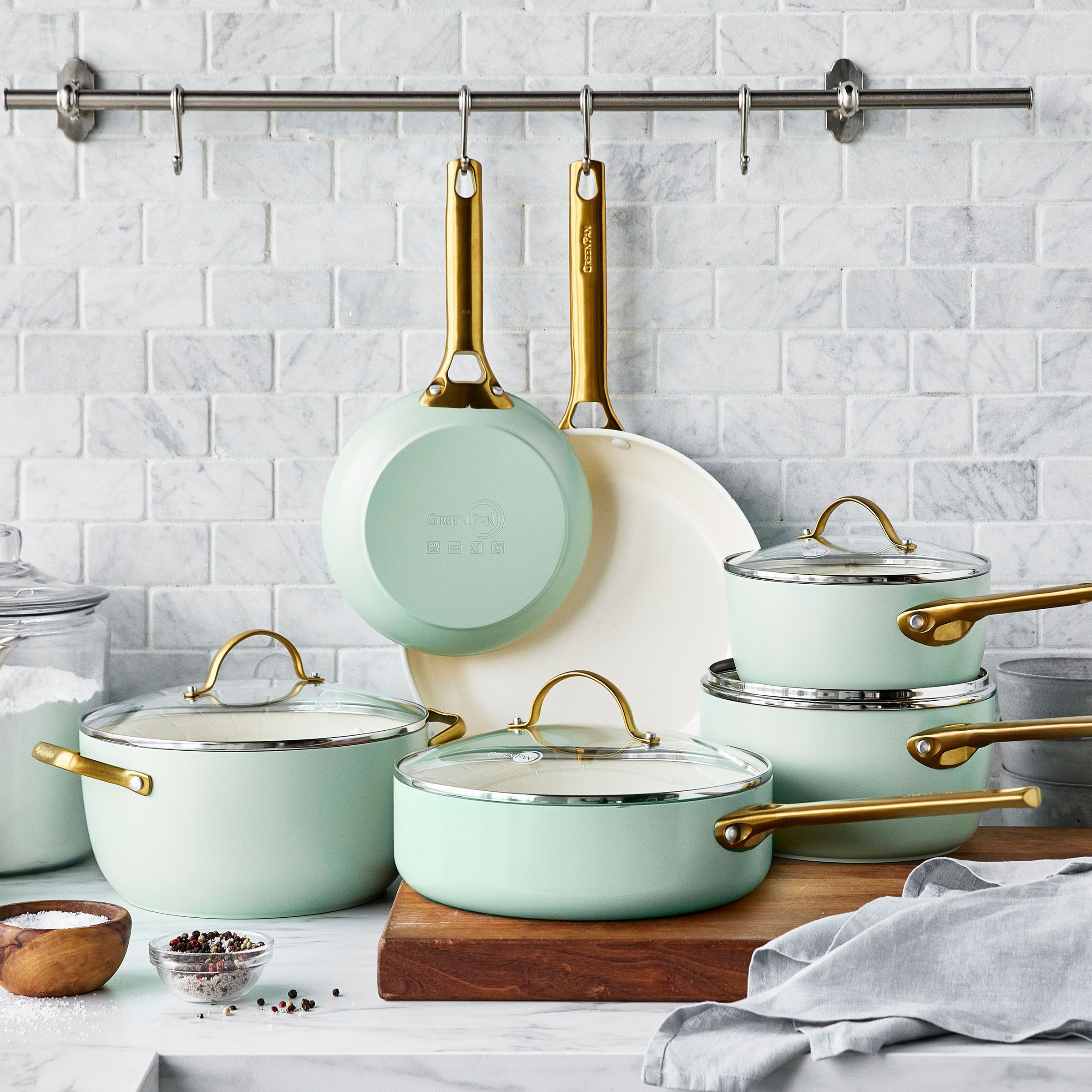 Greenpan Padova Cookware set 610pcs Patel Green