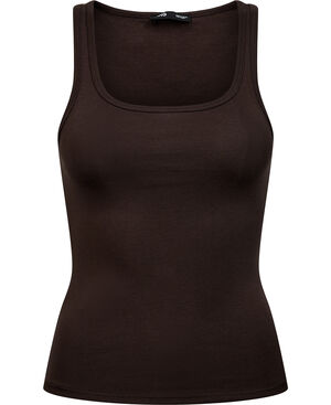 Fitted spaghetti strap top