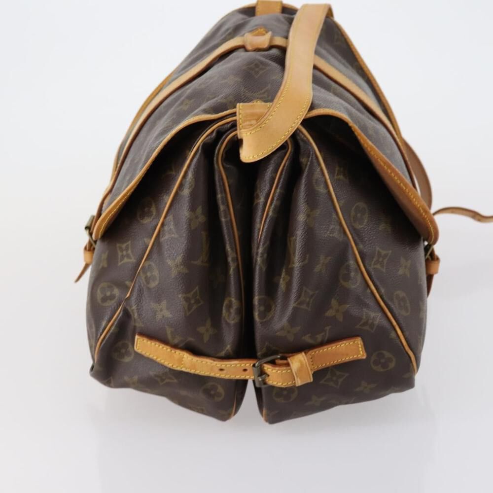Louis Vuitton Saumur