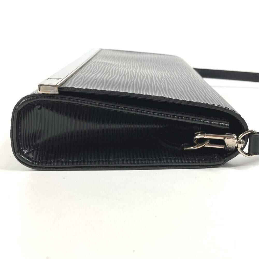 Louis Vuitton Clutch