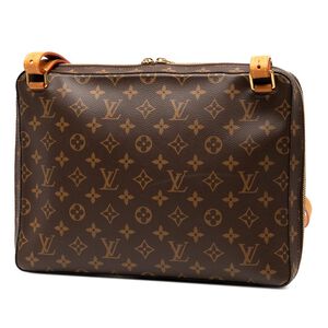 Louis Vuitton Messenger