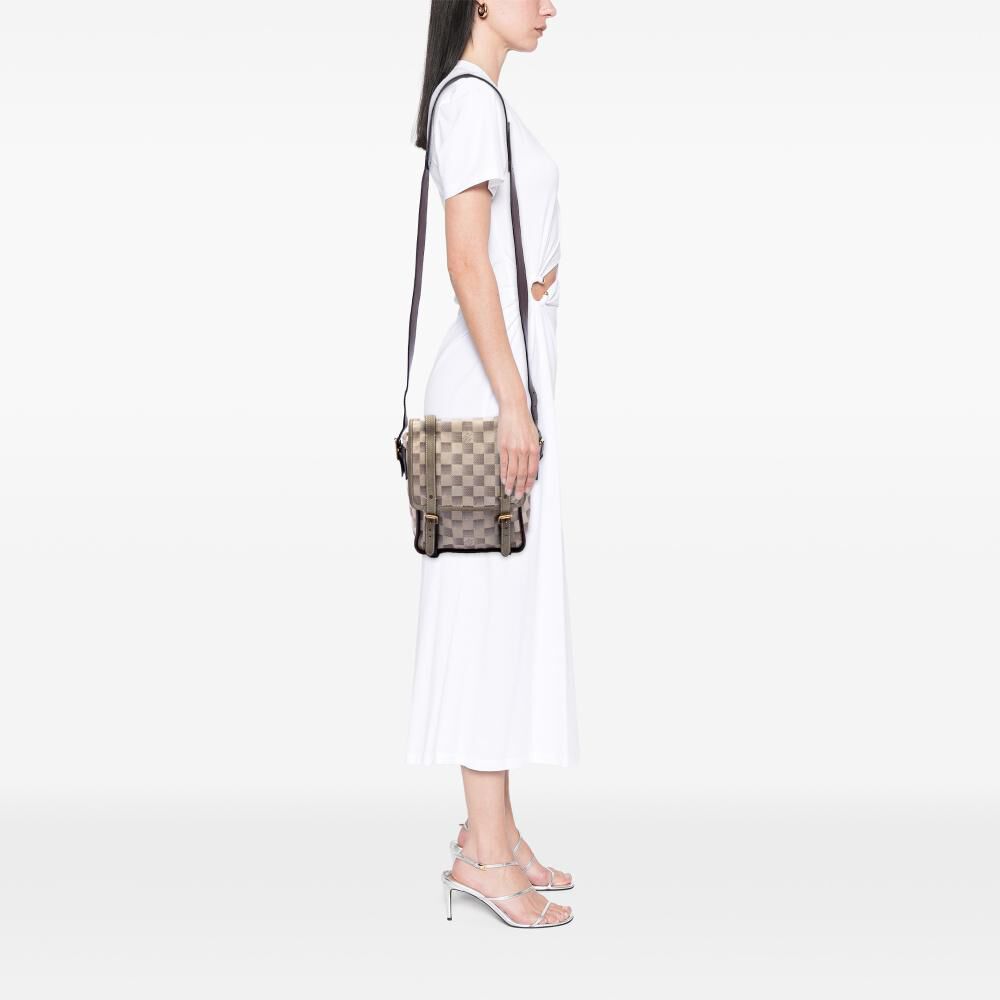 Louis Vuitton Messenger