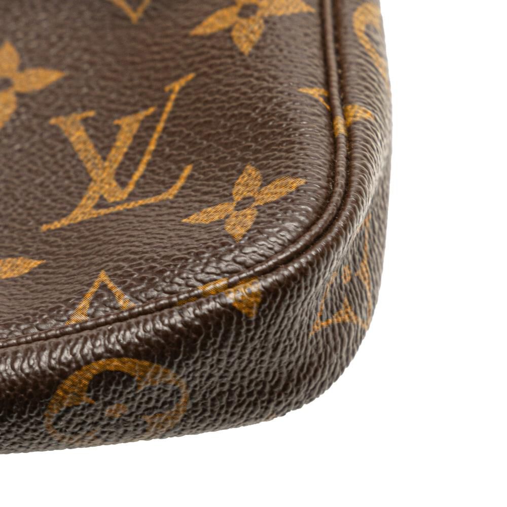 Louis Vuitton Pochette Accessoires