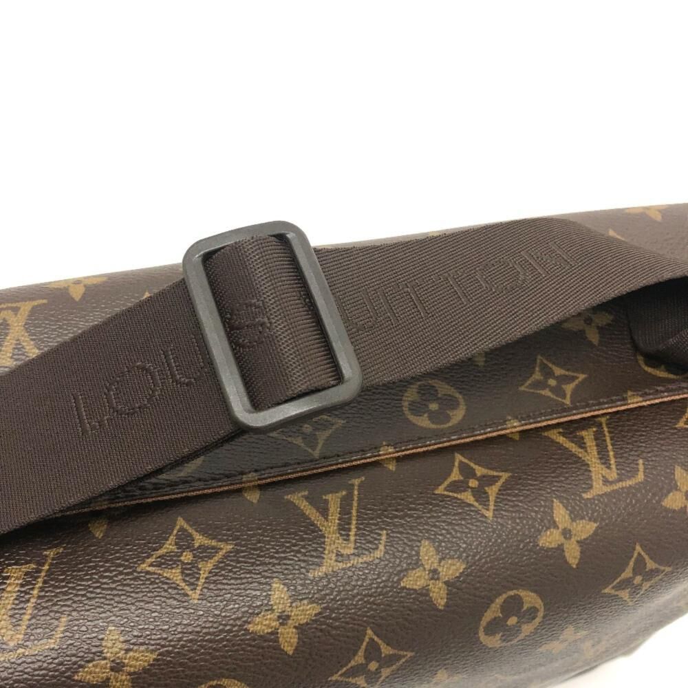 Louis Vuitton Messenger