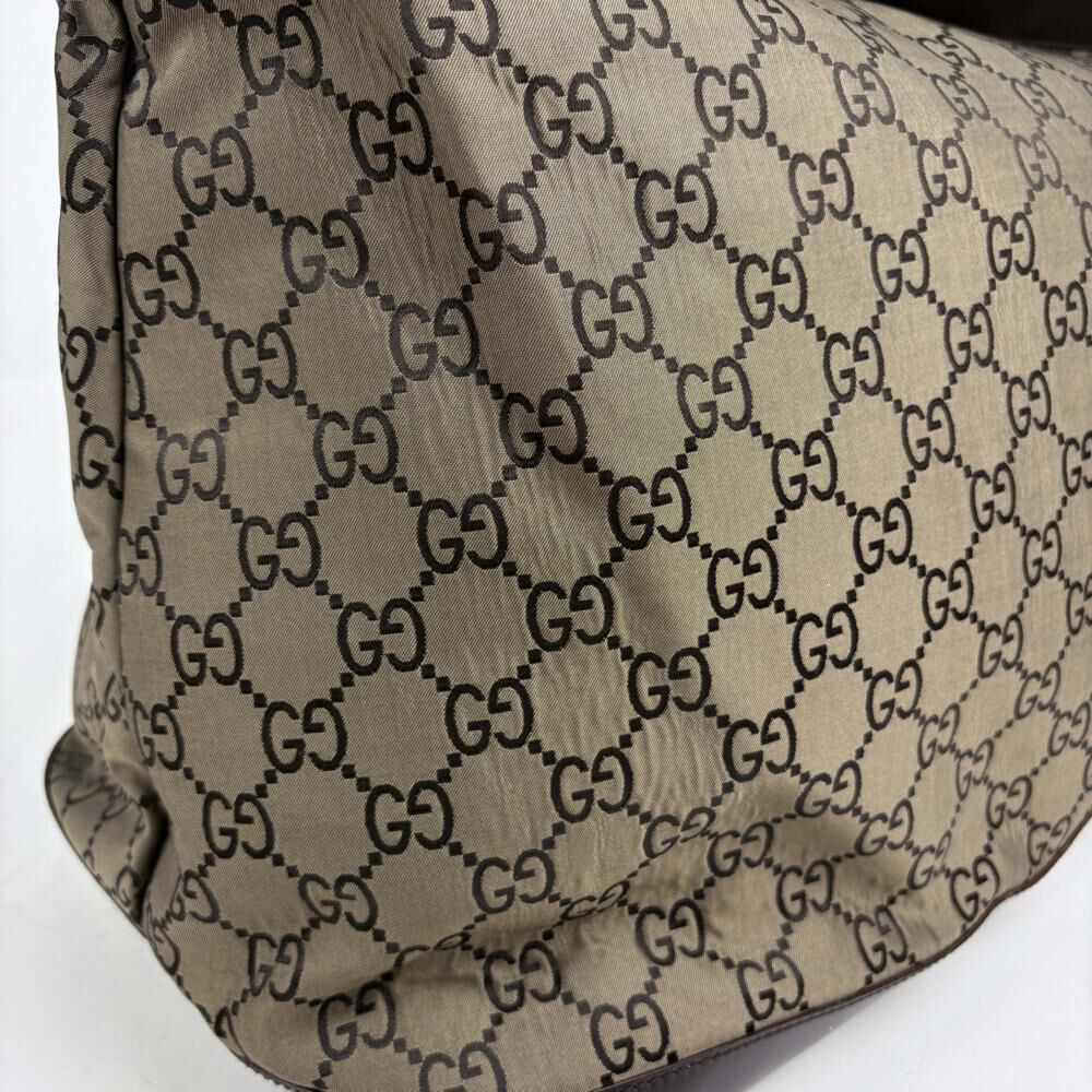 Gucci Shoulder Bag