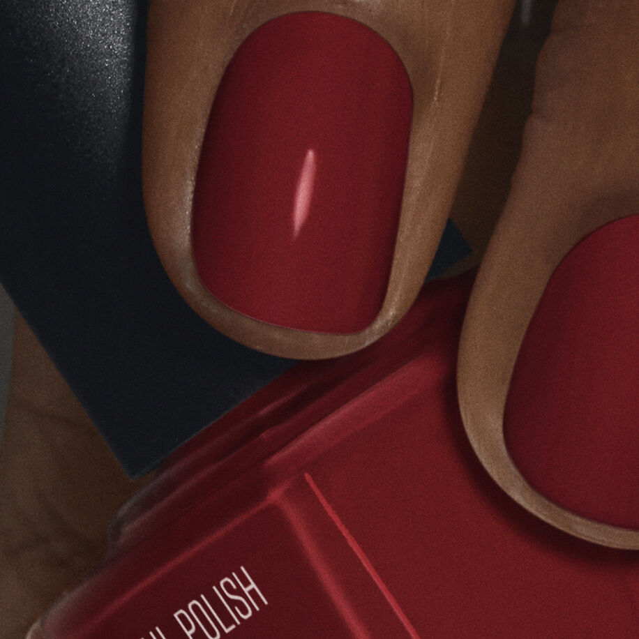Nail Polish Lady Red