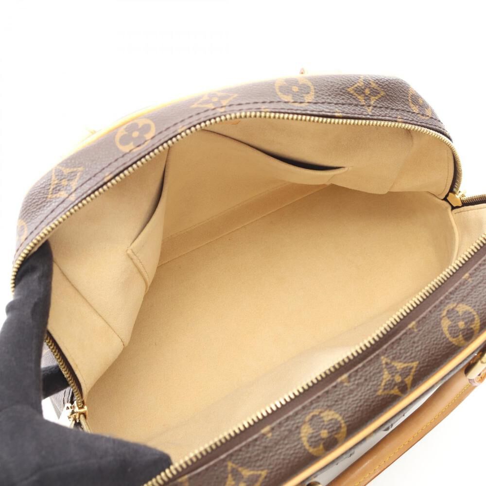 Louis Vuitton Manhattan