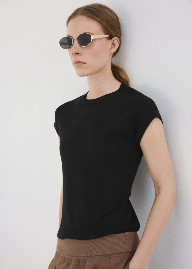 Short-sleeved knitted cotton sweate