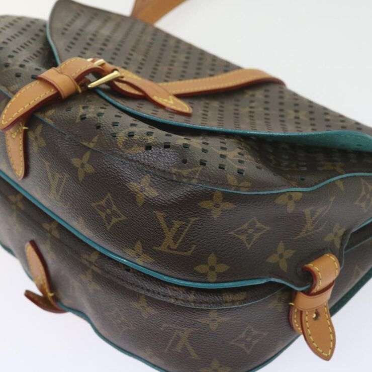Louis Vuitton Saumur