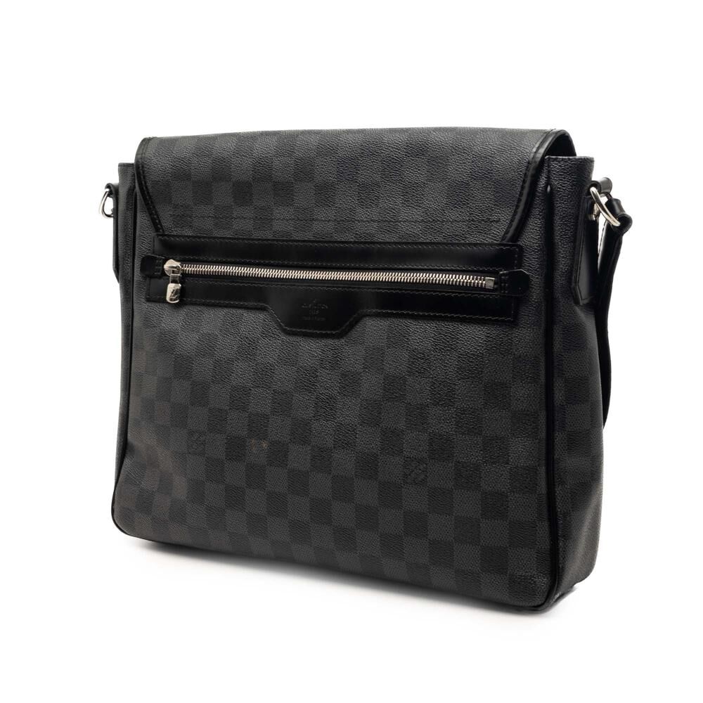 Louis Vuitton Shoulder Bags