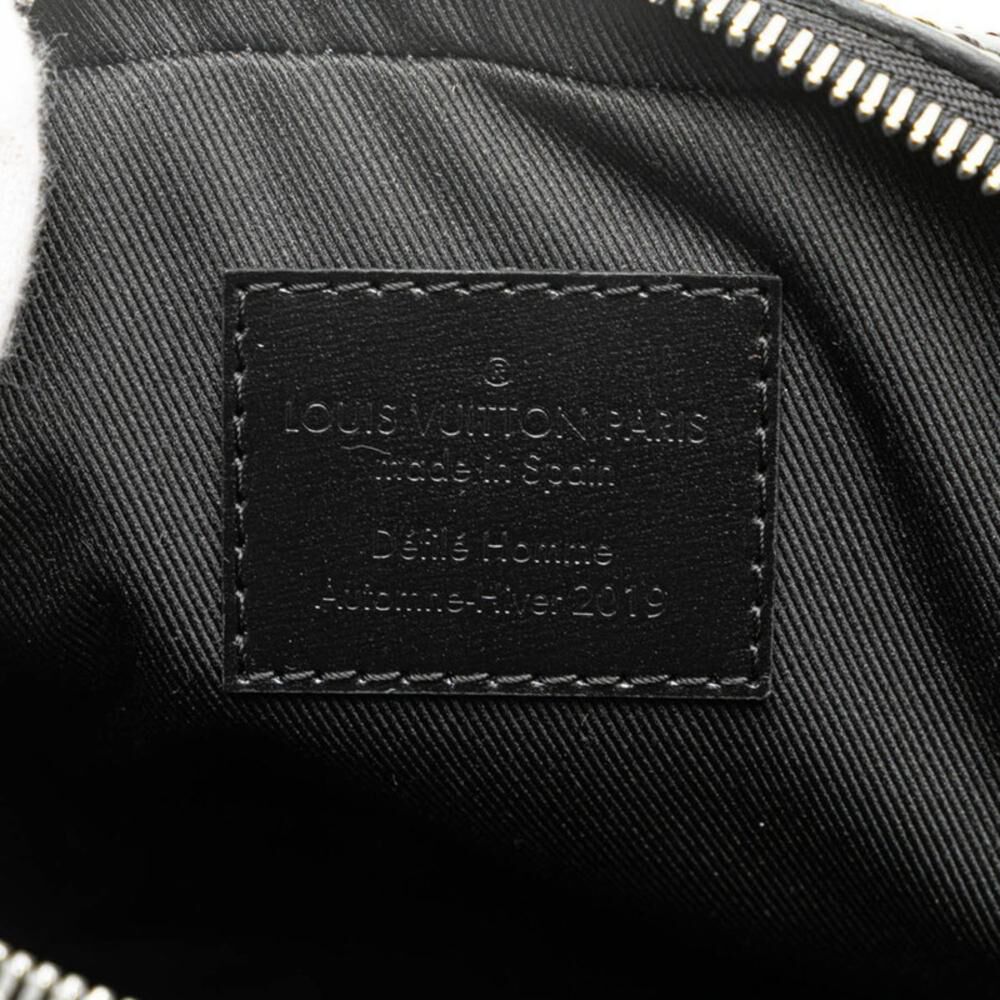 Louis Vuitton Shoulder Bags