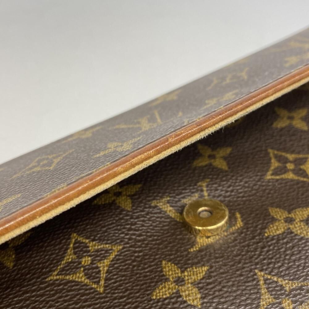 Louis Vuitton Twin Pochette