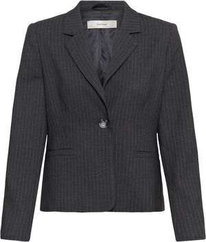 YuktaIW Pinstripe Blazer