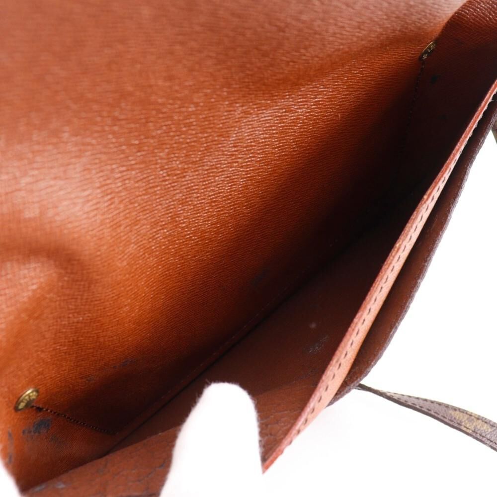 Louis Vuitton Shoulder Bags