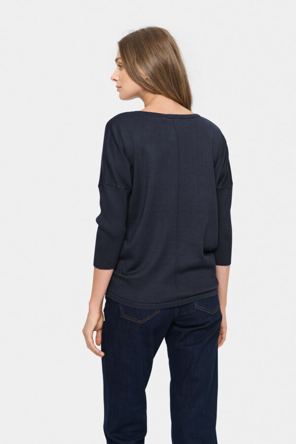 A2561, MilaSZ R-Neck Pullover