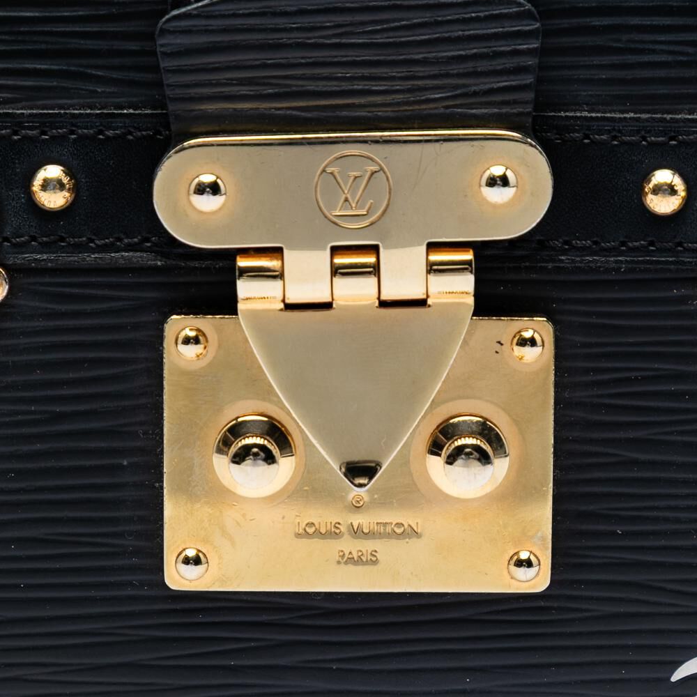 Louis Vuitton Clutch