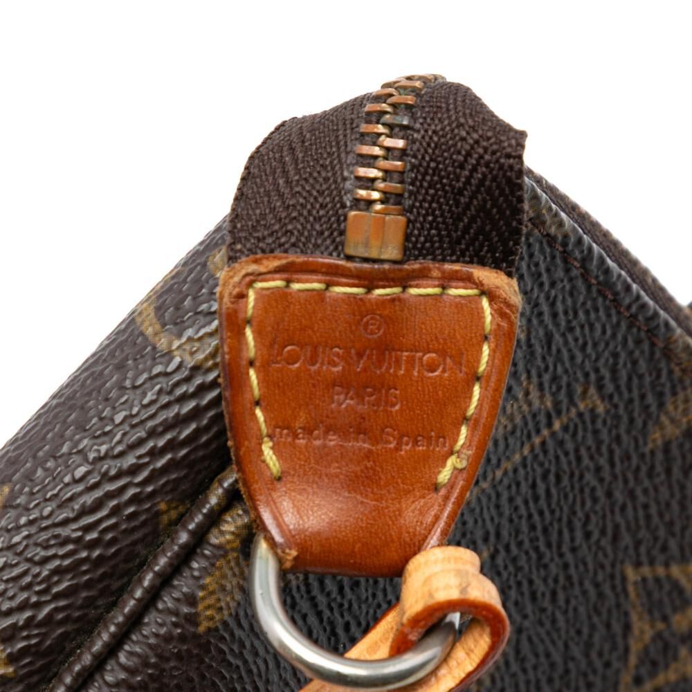 Louis Vuitton Pochette Accessoires