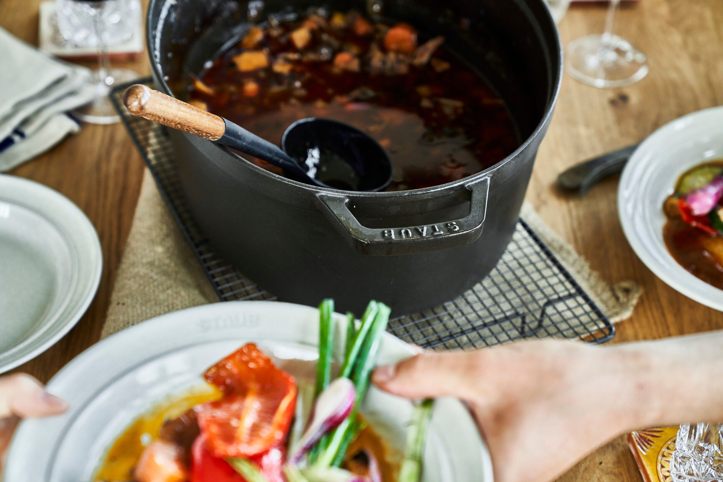 La Cocotte Gryta 41 cm / 12 l, Oval, Svart, Gjutj&auml;rn