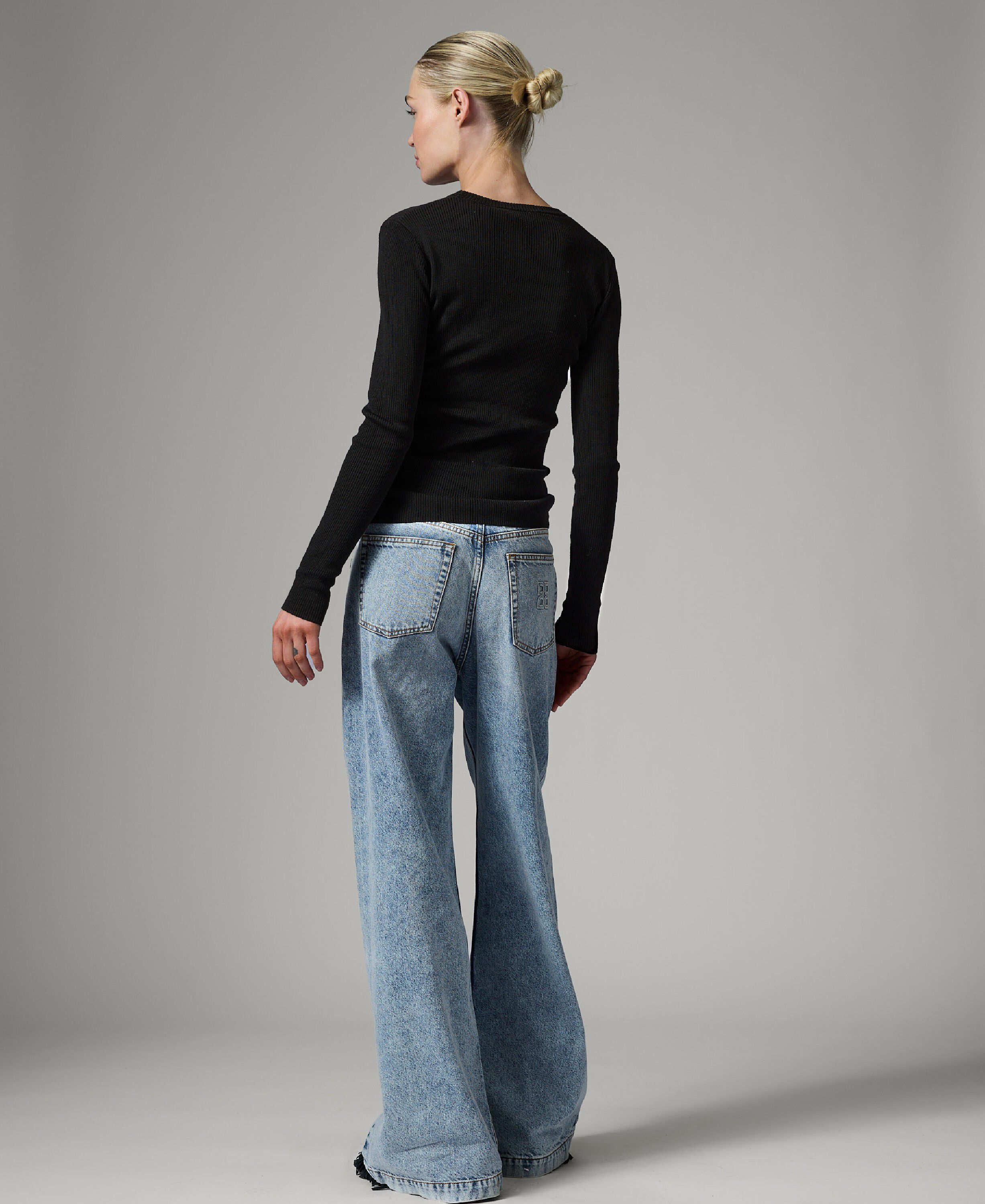 Mariana - Daily Elements