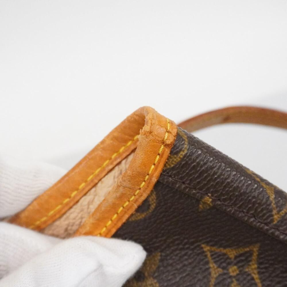 Louis Vuitton Bucket Bag