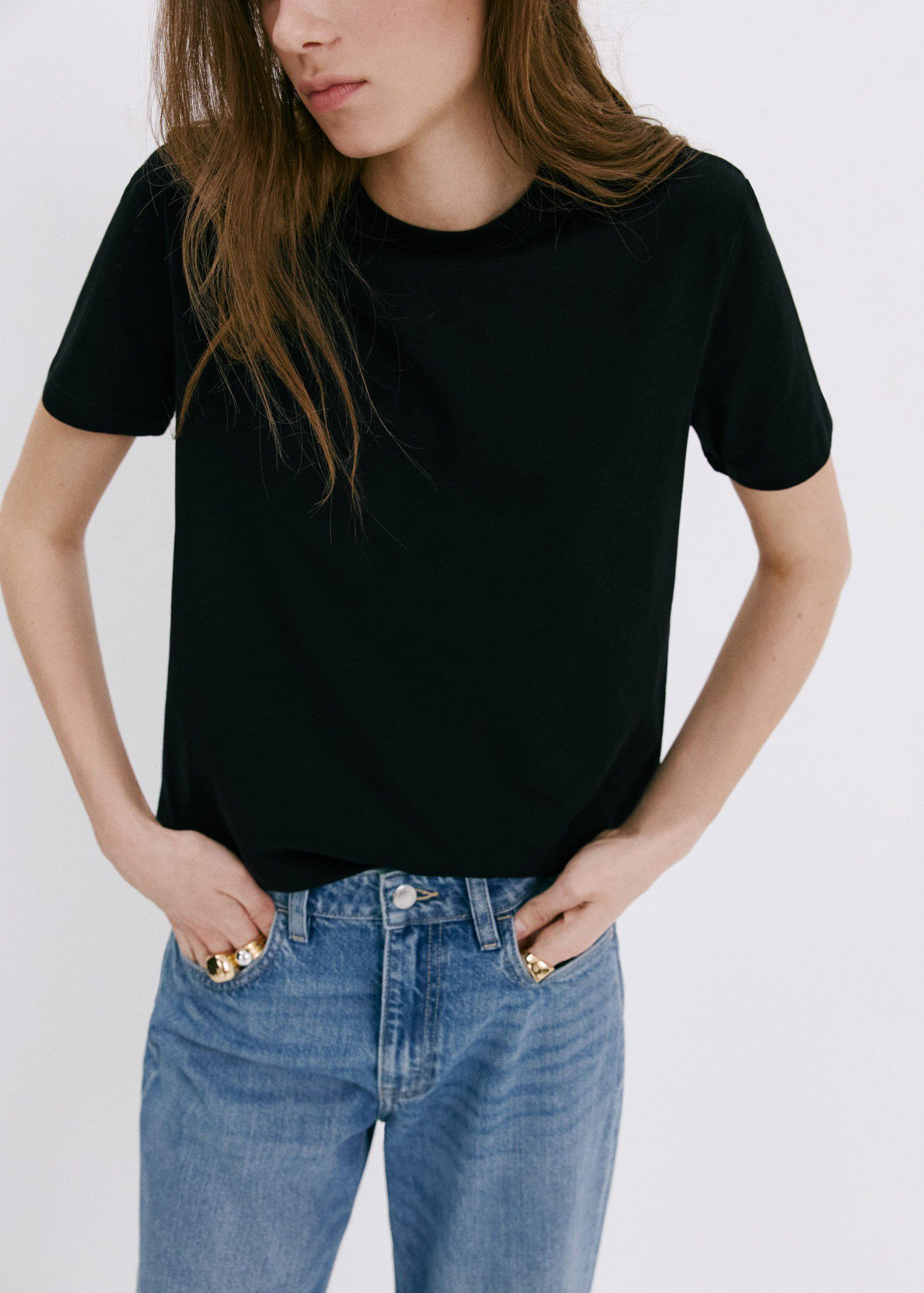 Rounded neck cotton t-shirt