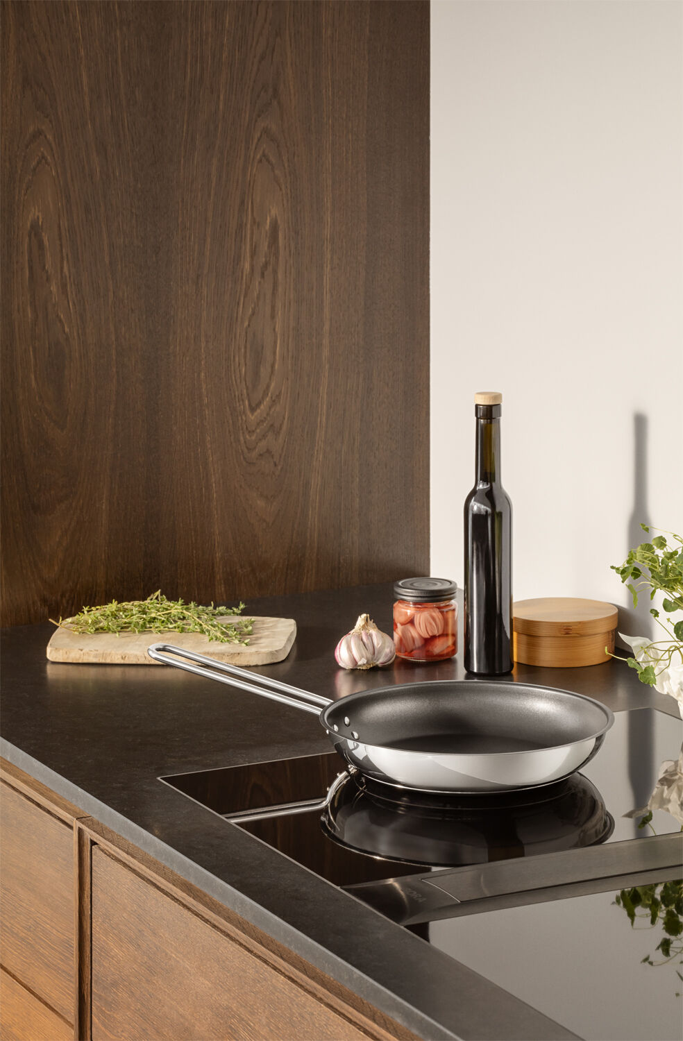 Stainless Steel Stegepande 24 cm med Slip-Let&reg; bel&aelig;gning