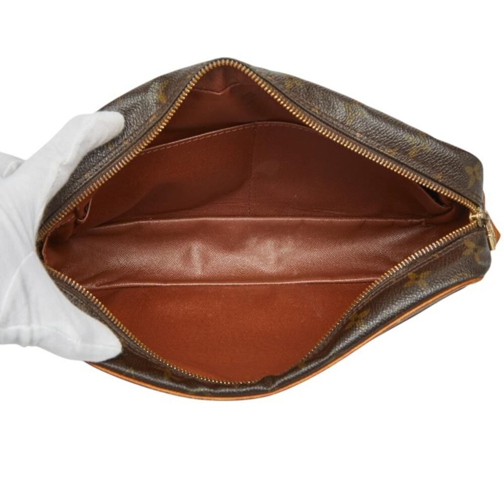 Louis Vuitton Clutch