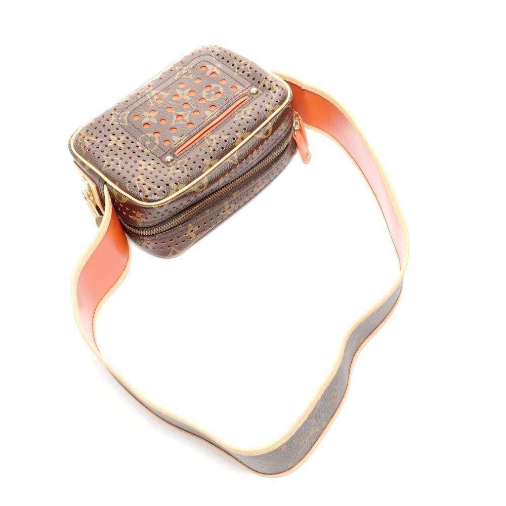 Louis Vuitton Shoulder Bags