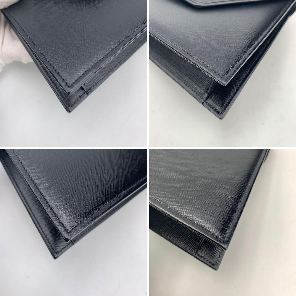 Yves Saint Laurent Clutch