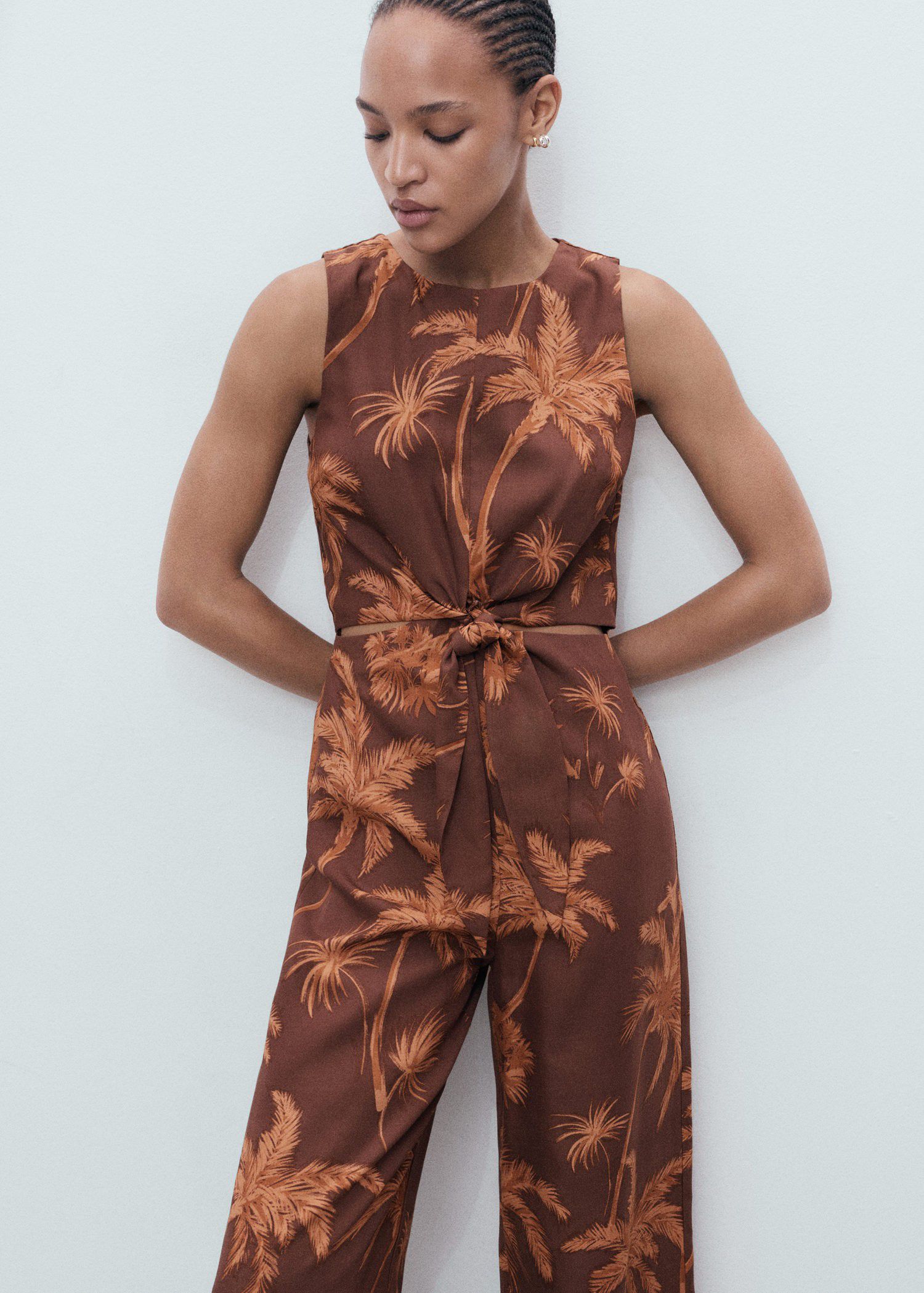Lyocell jumpsuit cut out knot detai