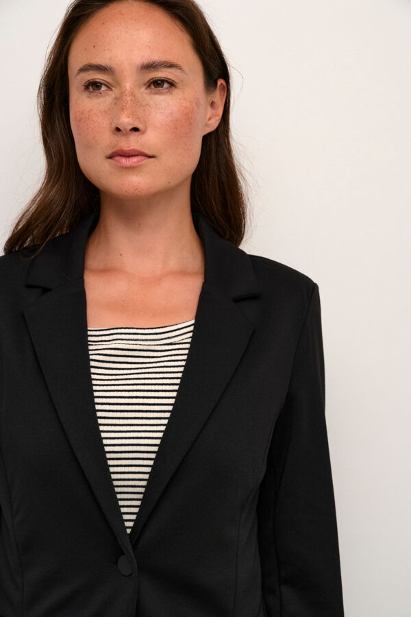 KAjenny Blazer