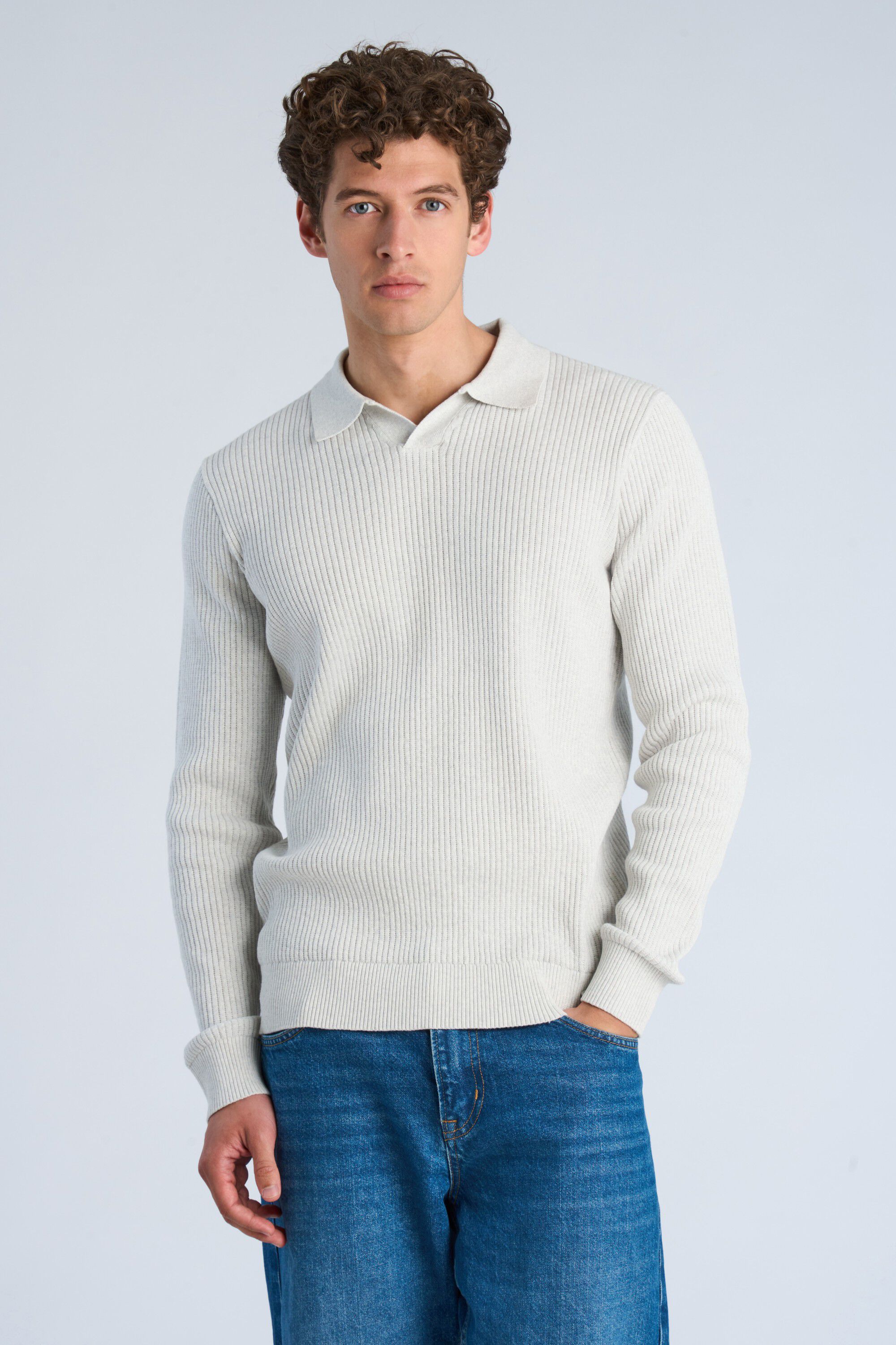 Ribbed L/S v-neck polo