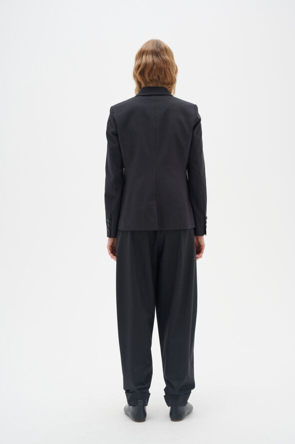 ZellaIW Classic Short Blazer