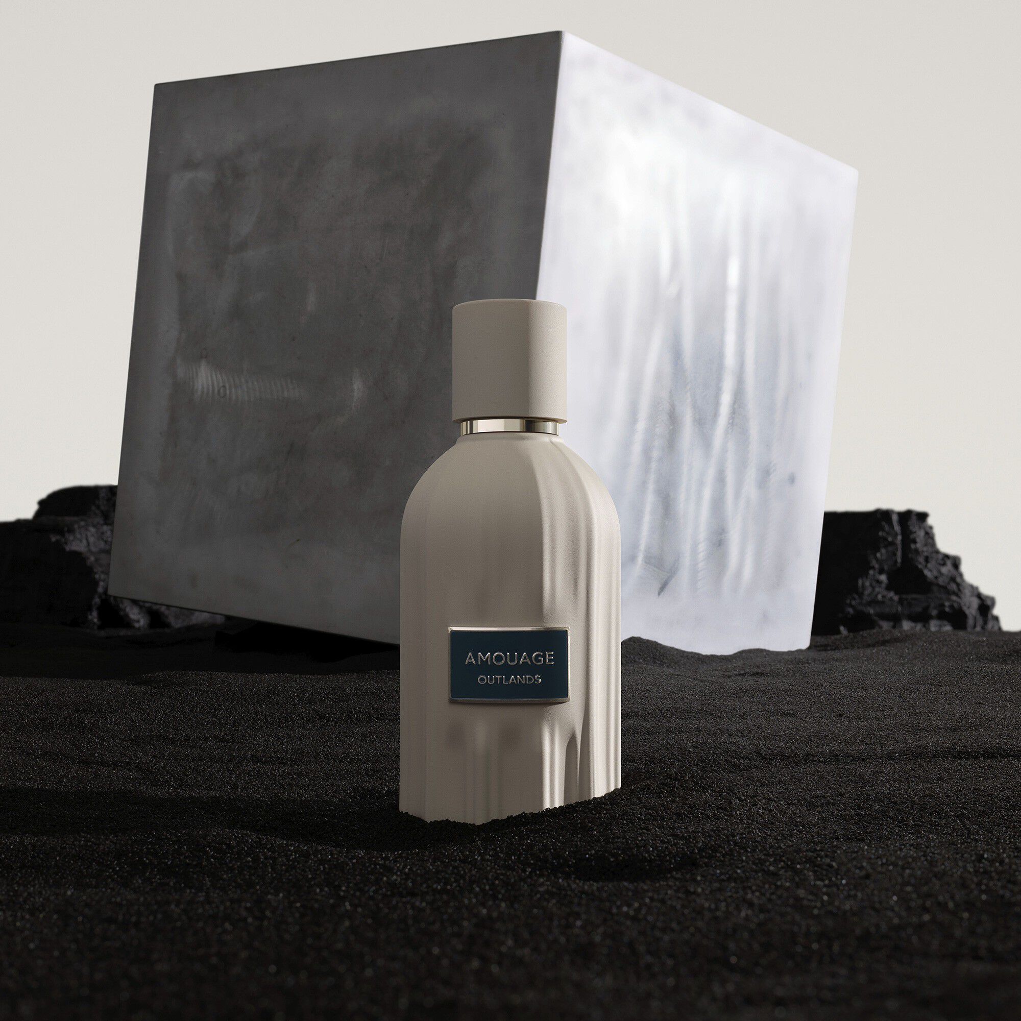 Outlands Essence de Parfum
