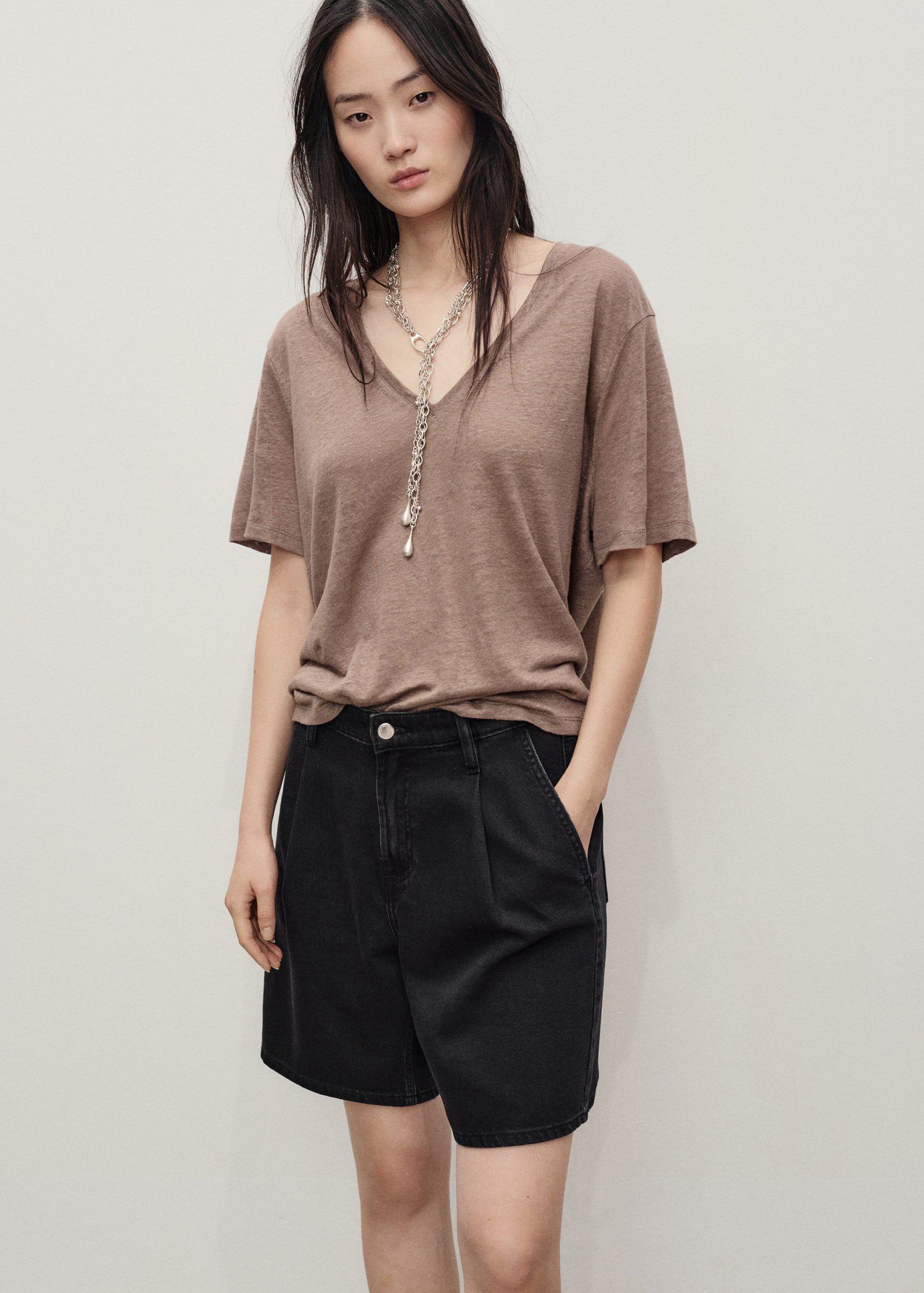 Pleated denim Bermuda shorts