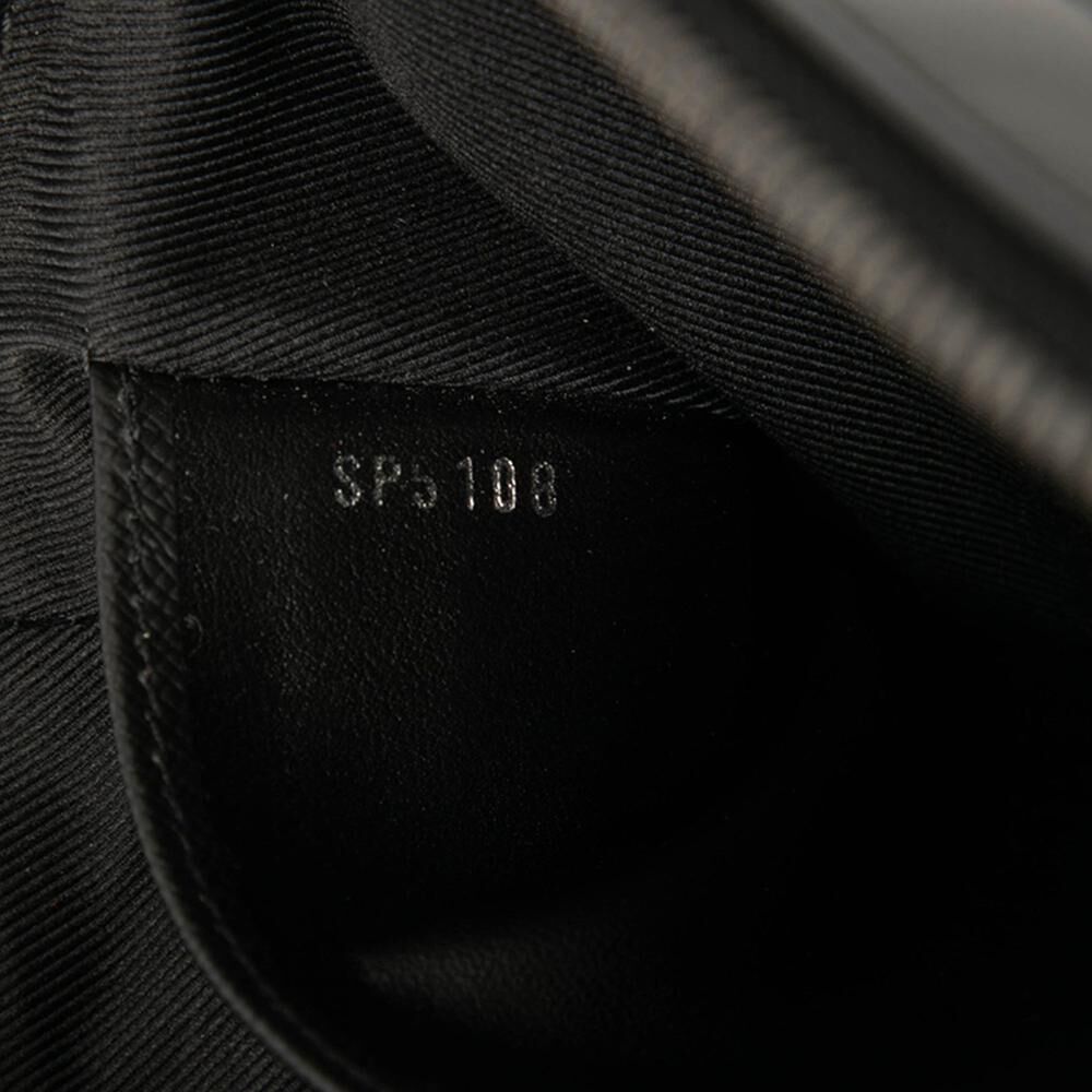 Louis Vuitton Clutch