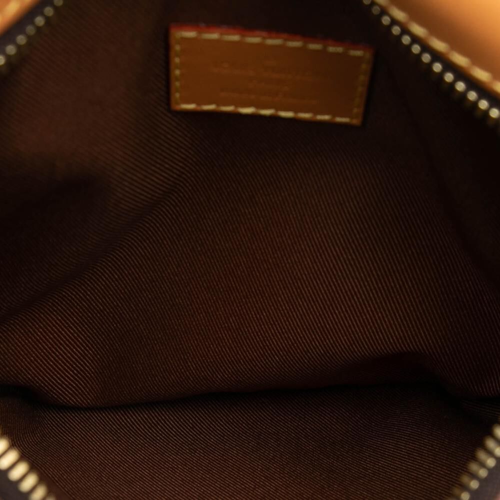 Louis Vuitton Messenger